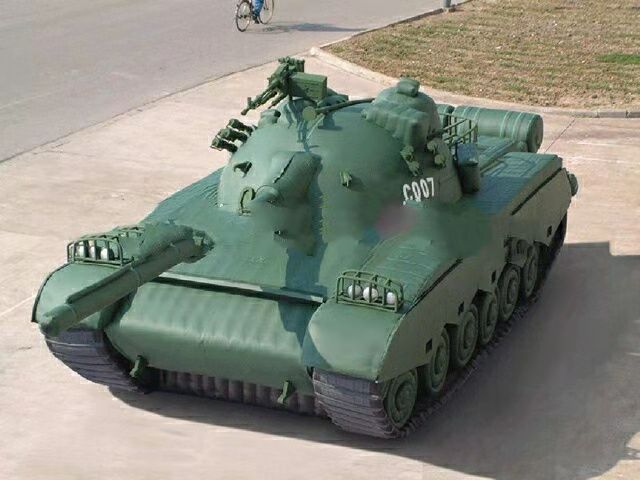 王五镇充气坦克战车